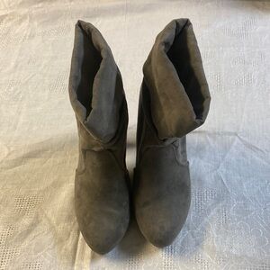 Express Gray Boot With 4” Heel. Size 6.